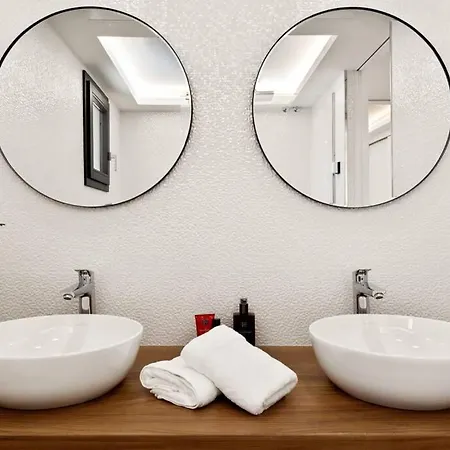 Sunny Modern Perfect Located Apartamento