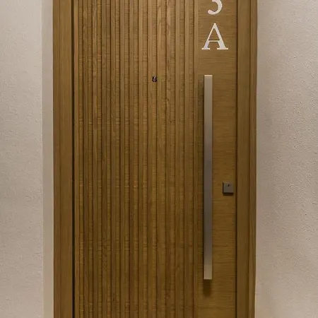 Sunny Modern Perfect Located Apartamento