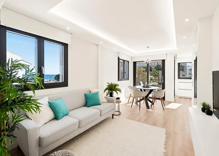 Sunny Modern Perfect Located *